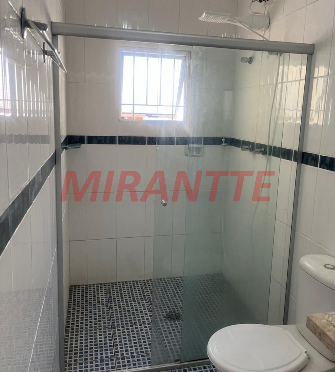 Sobrado de 110m² com 3 quartos em Água Fria