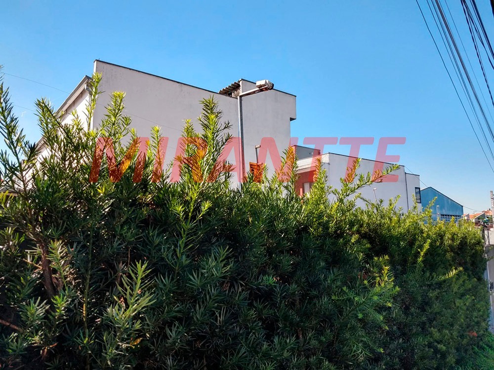 Cond. fechado de 76m² com 2 quartos em Itaberaba
