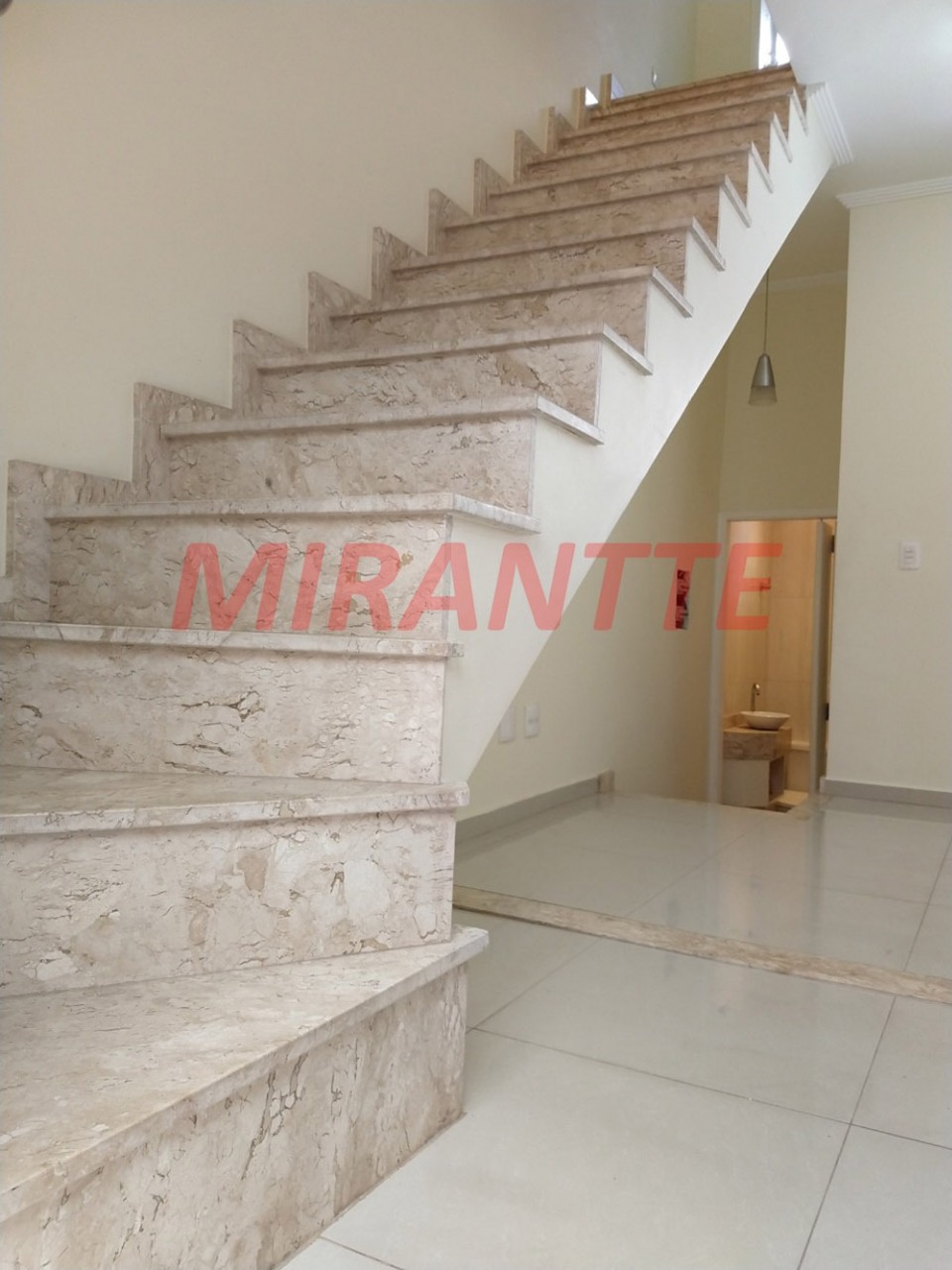 Cond. fechado de 76m² com 2 quartos em Itaberaba
