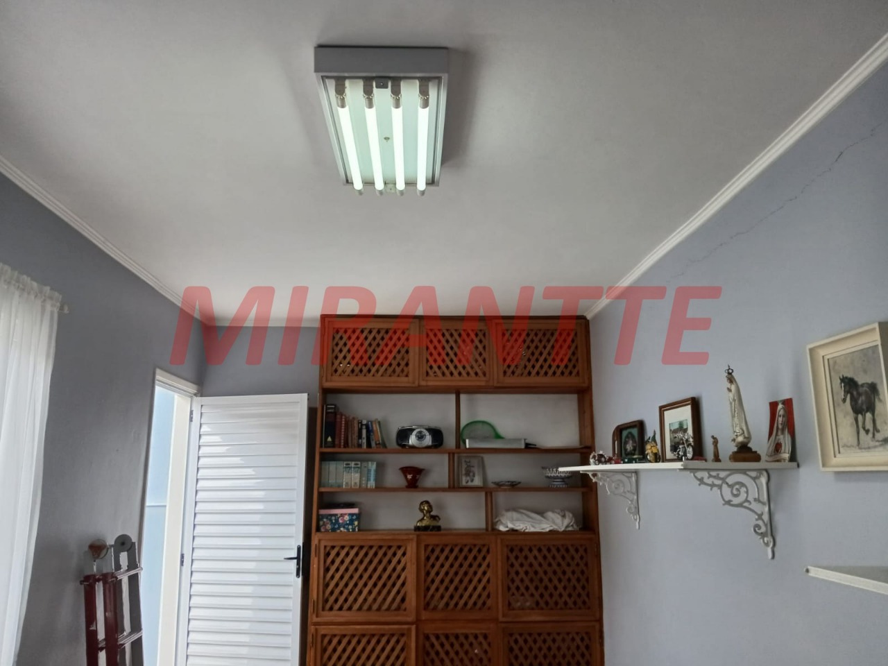 Sobrado de 105m² com 2 quartos em Água Fria