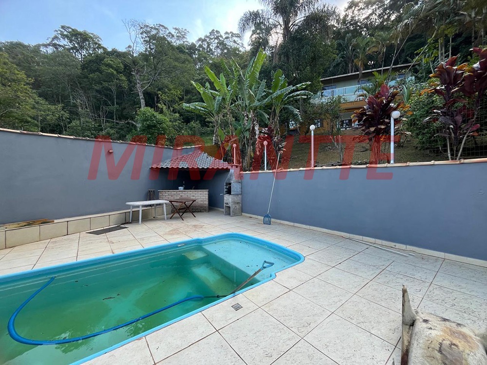 Chácara de 401.35m² com 2 quartos em Luiz Fagundes
