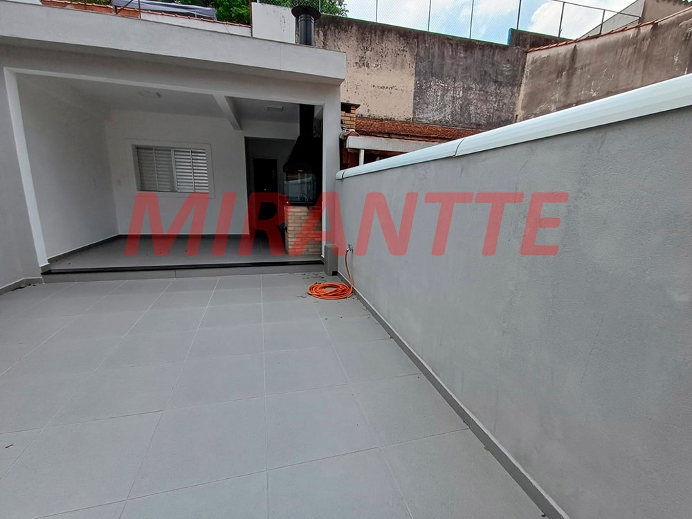 Sobrado de 205m² com 3 quartos em Santana