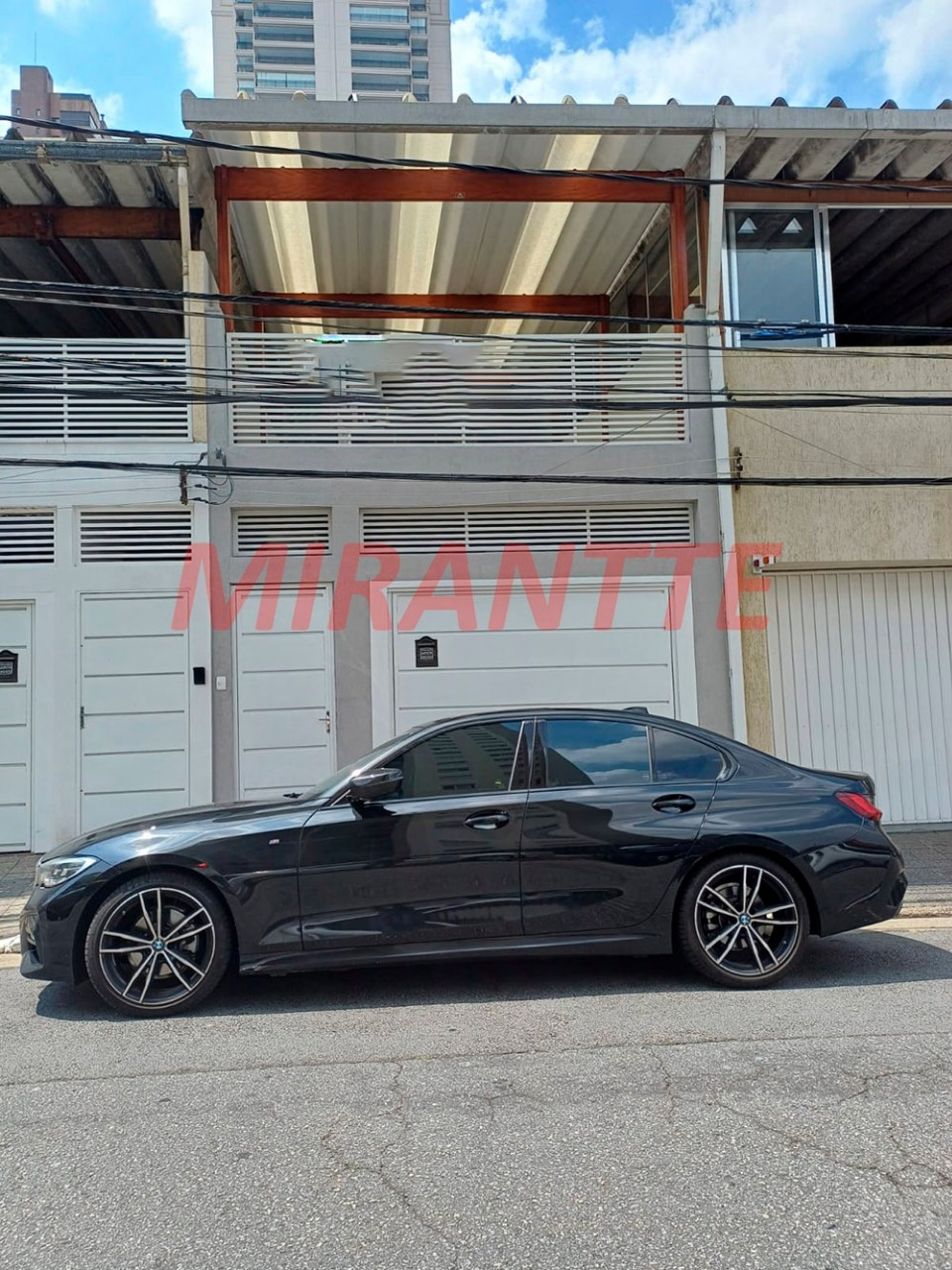 Sobrado de 205m² com 3 quartos em Santana