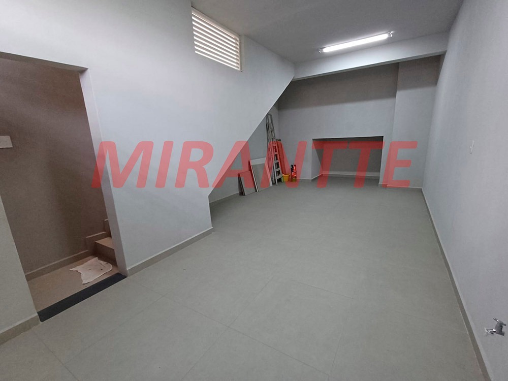 Sobrado de 205m² com 3 quartos em Santana