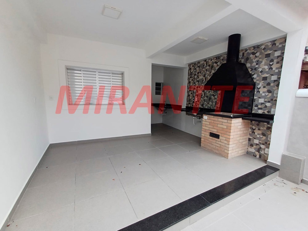 Sobrado de 205m² com 3 quartos em Santana