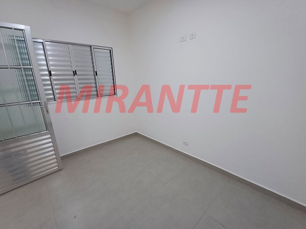 Sobrado de 205m² com 3 quartos em Santana