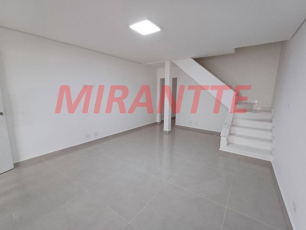 Sobrado de 205m² com 3 quartos em Santana