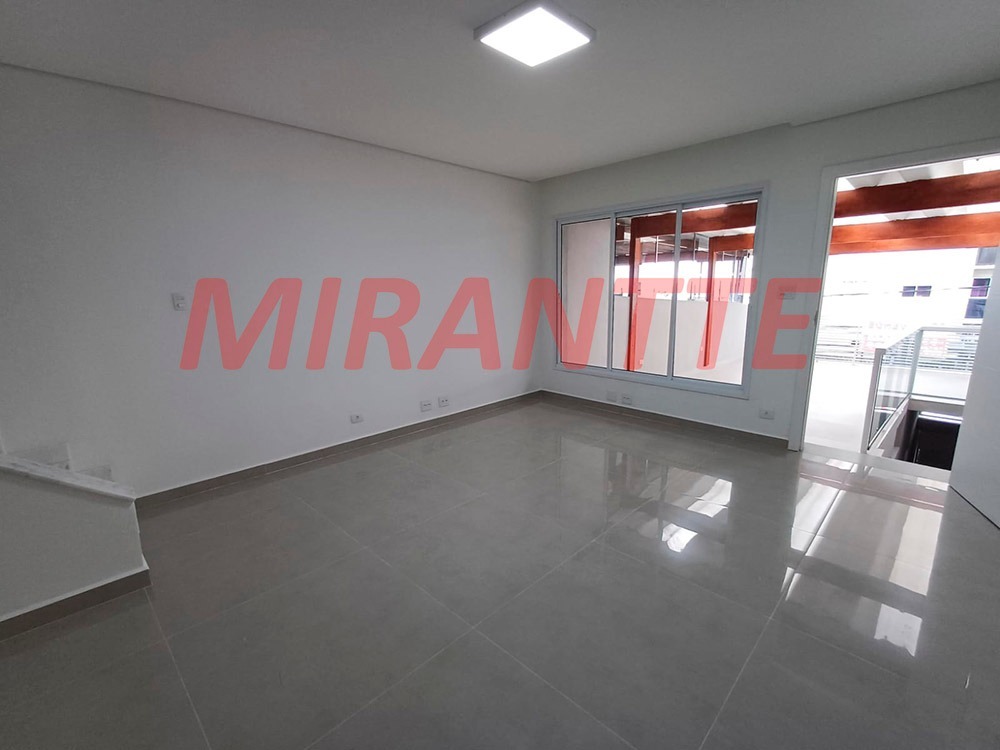 Sobrado de 205m² com 3 quartos em Santana