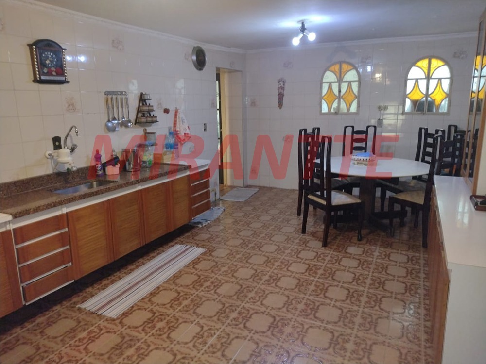 Sobrado de 132m² com 3 quartos em Jardim Paraiso