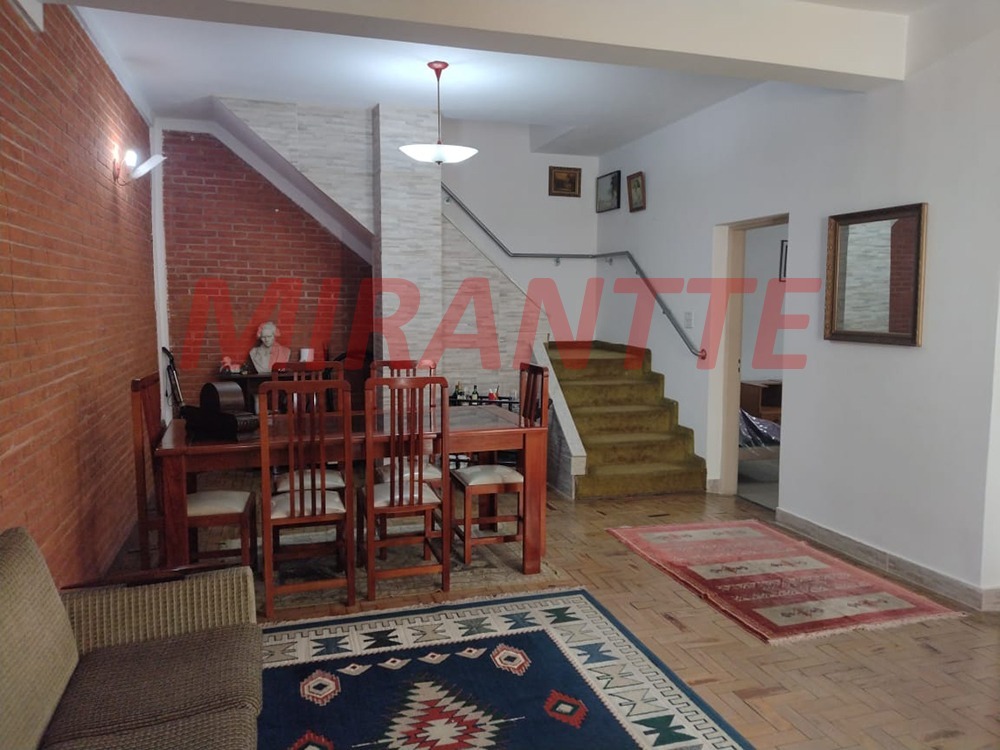 Sobrado de 132m² com 3 quartos em Jardim Paraiso