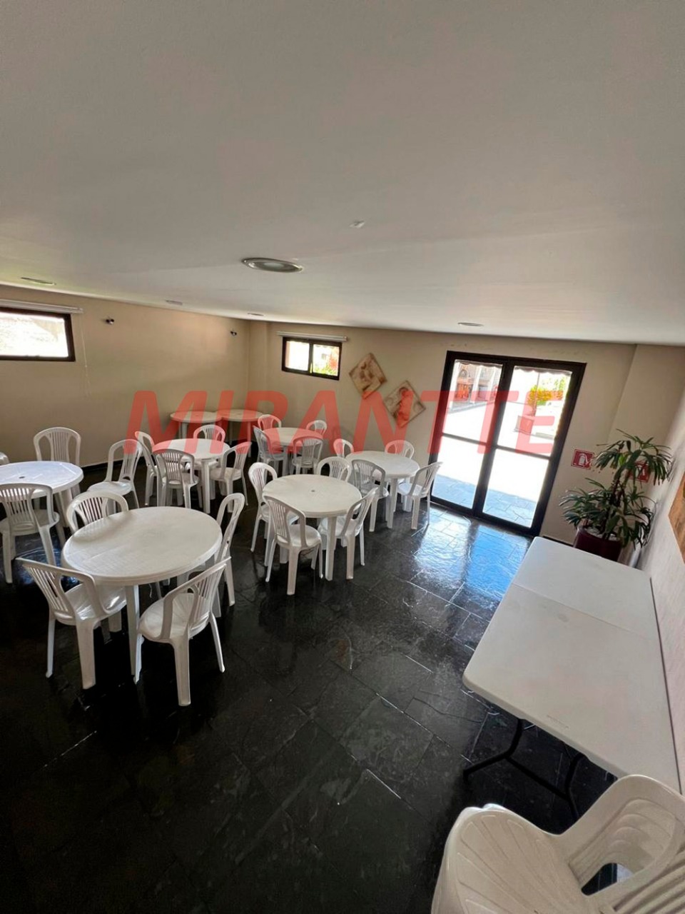 Apartamento de 55m² com 2 quartos em Vila Aurora