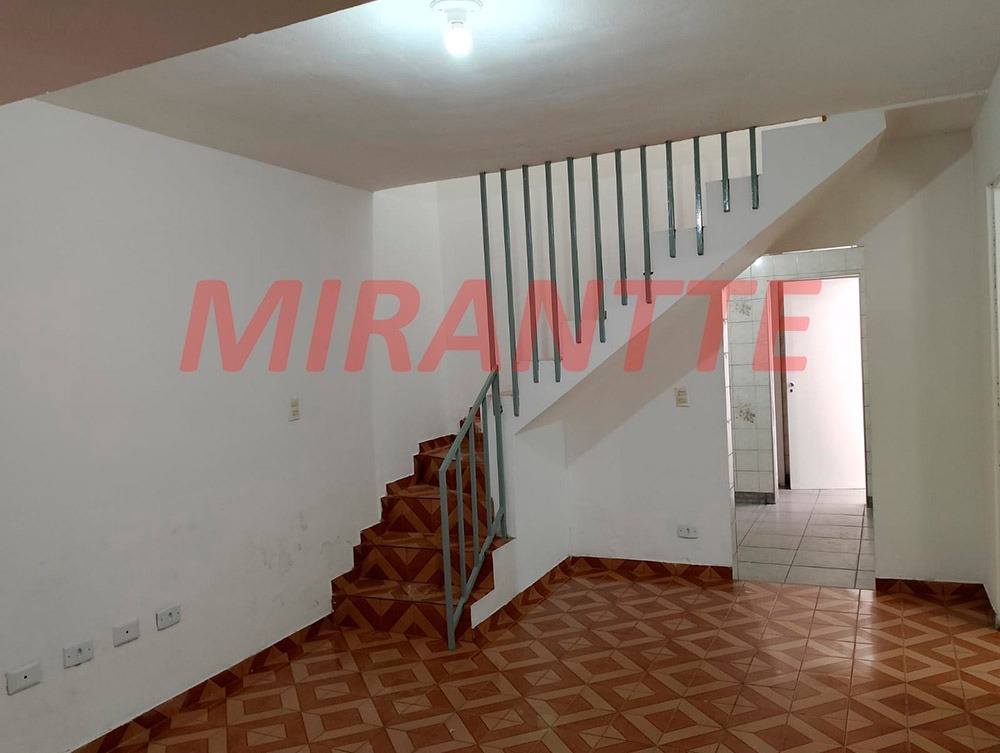 Sobrado de 80m² com 3 quartos em Santana