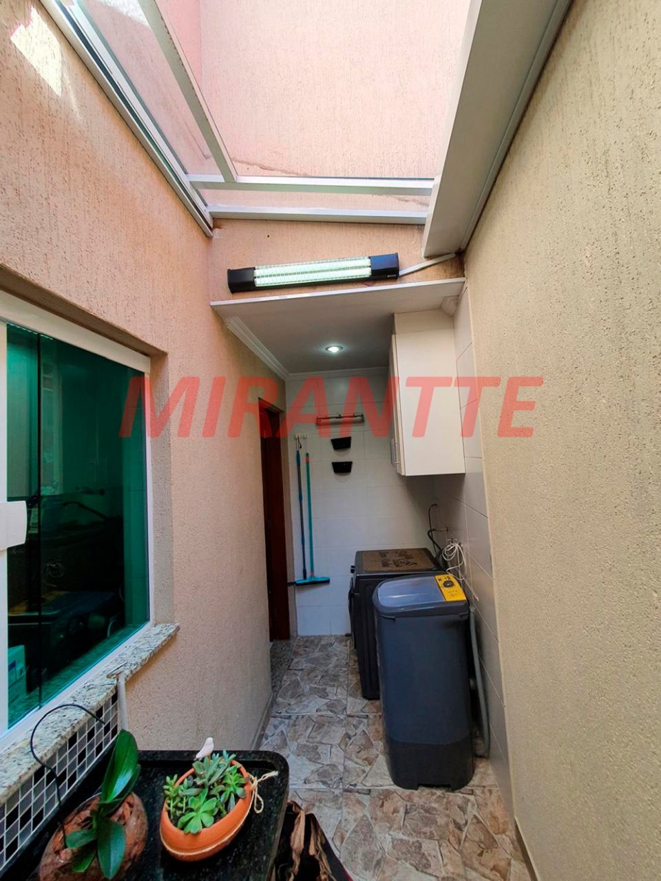 Sobrado de 71m² com 2 quartos em Vila Carbone