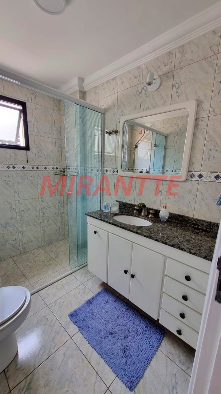 Apartamento de 101m² com 3 quartos em Água Fria