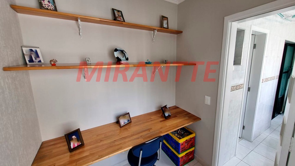 Apartamento de 101m² com 3 quartos em Água Fria