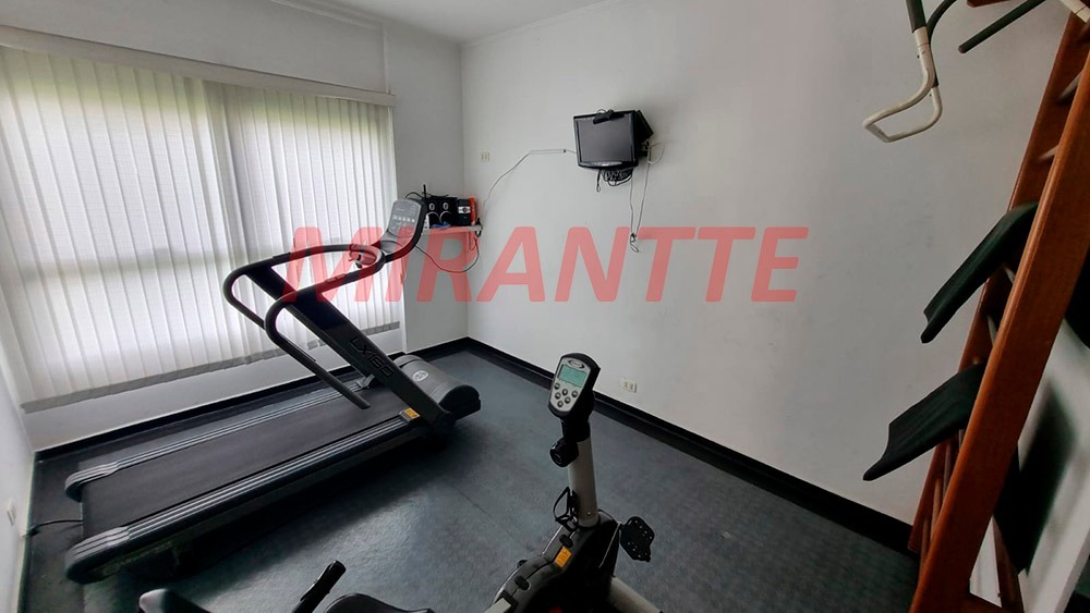 Apartamento de 101m² com 3 quartos em Água Fria