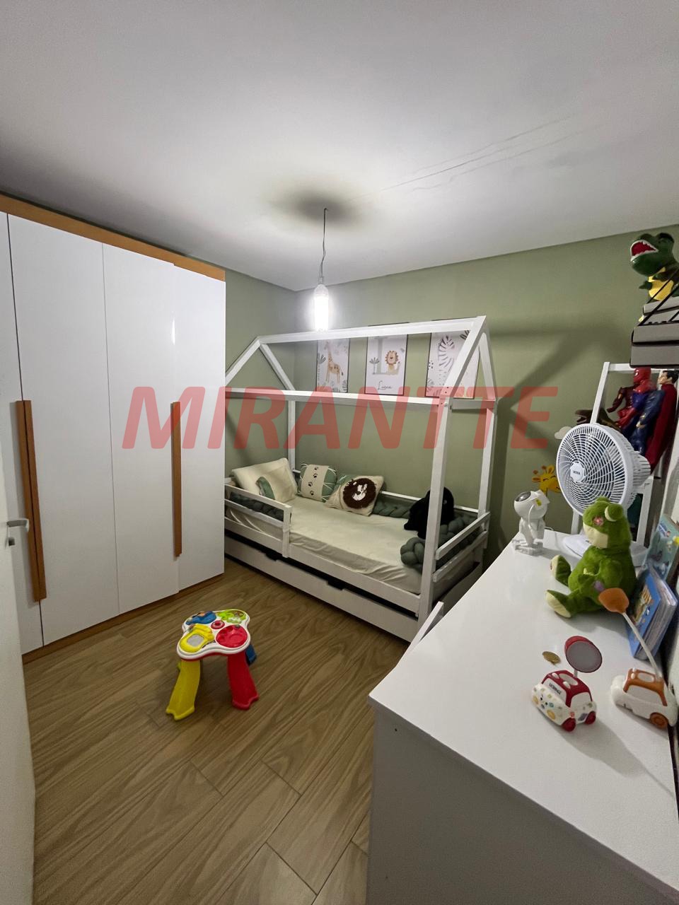 Sobrado de 120m² com 3 quartos em Santana