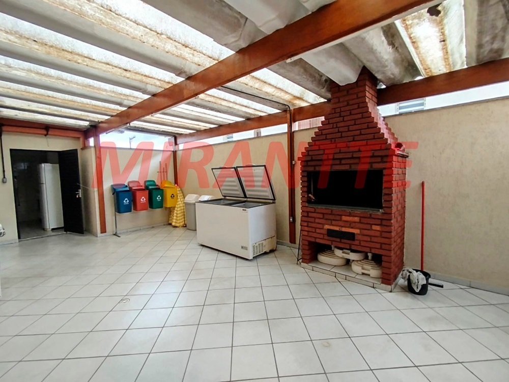 Apartamento de 57m² com 2 quartos em Vila Mazzei