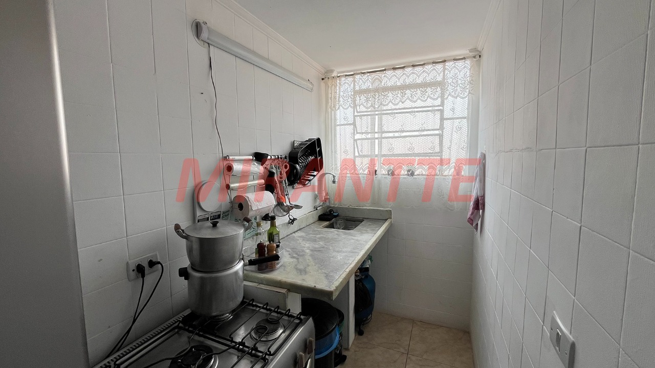 Sobrado de 140m² com 3 quartos em Água Fria