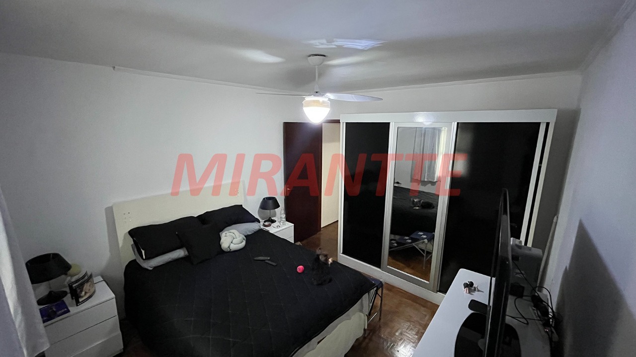 Sobrado de 140m² com 3 quartos em Água Fria