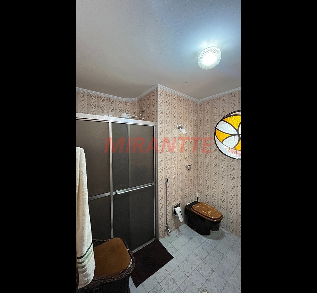 Sobrado de 140m² com 3 quartos em Água Fria