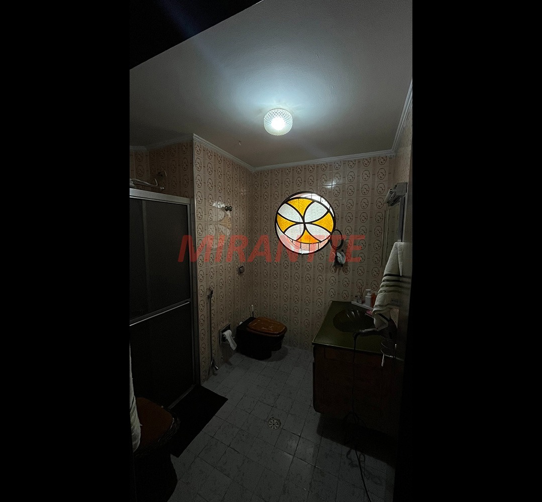 Sobrado de 140m² com 3 quartos em Água Fria