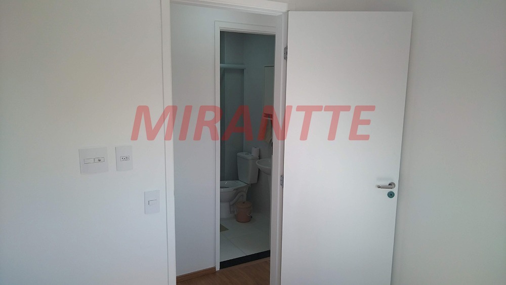 Apartamento de 46m² com 2 quartos em Vila Gustavo