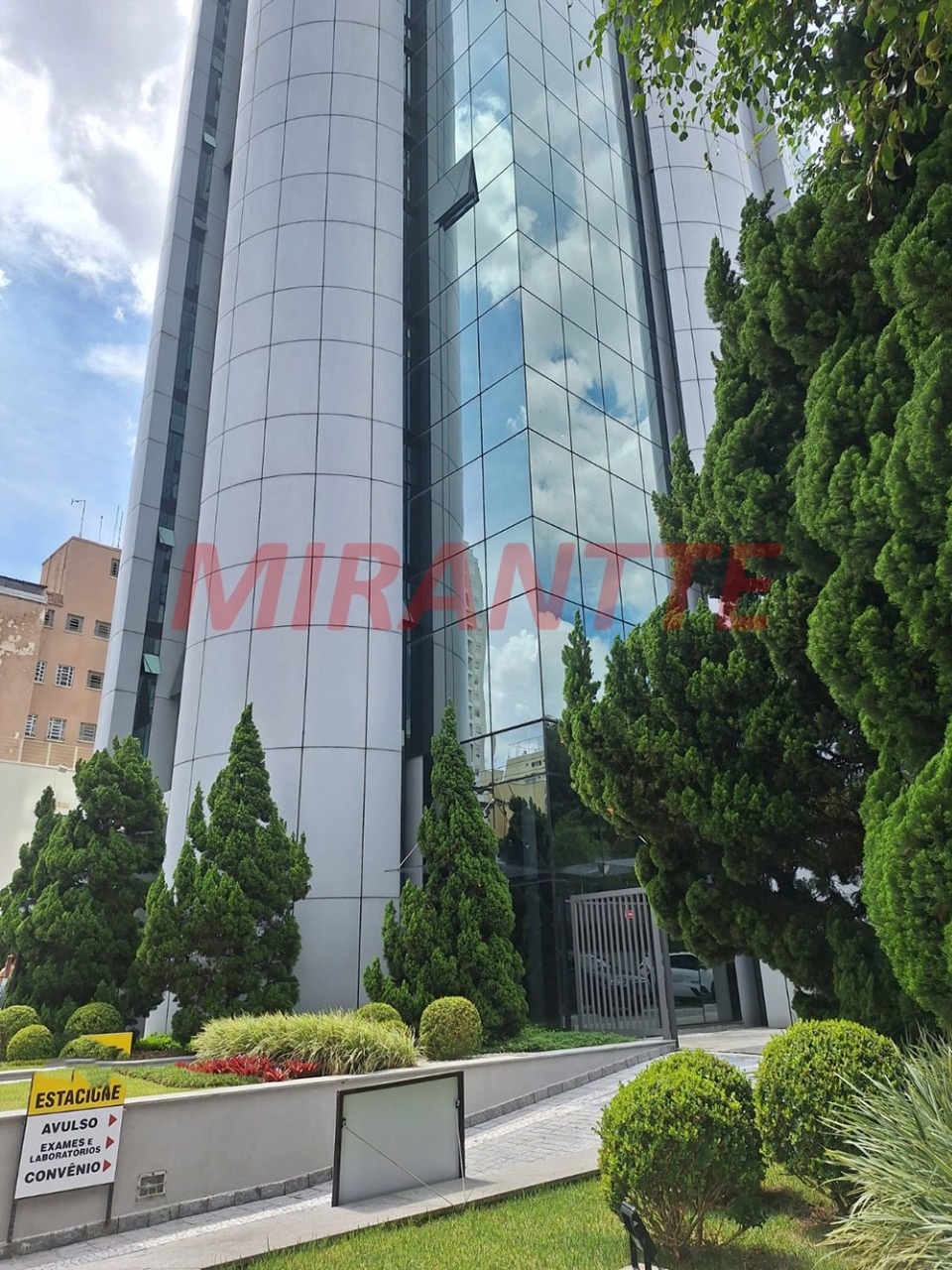 Comercial de 0.38m² em Santana