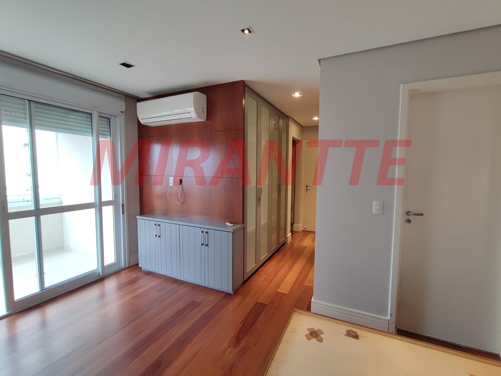 Apartamento de 206m² com 3 quartos em Santana