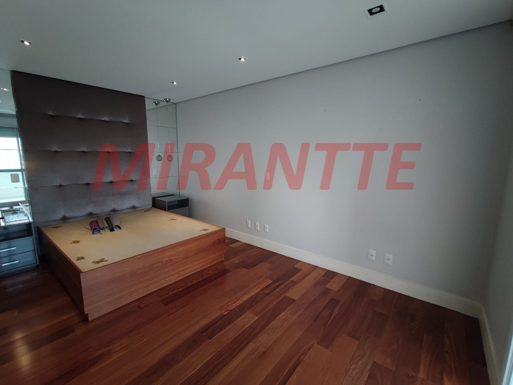 Apartamento de 206m² com 3 quartos em Santana