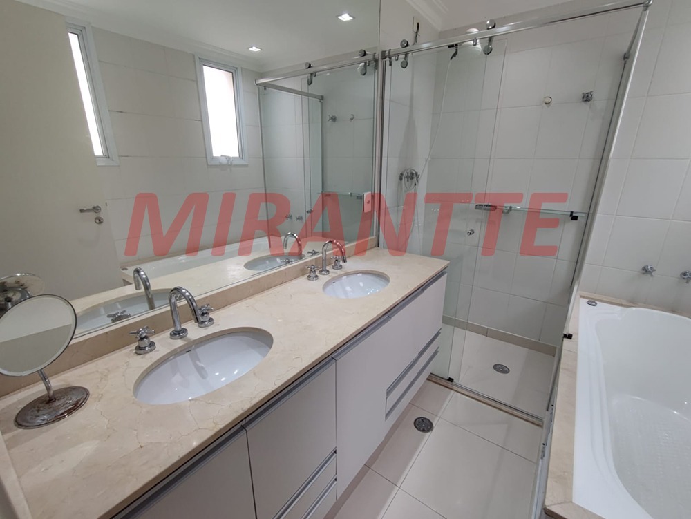 Apartamento de 206m² com 3 quartos em Santana