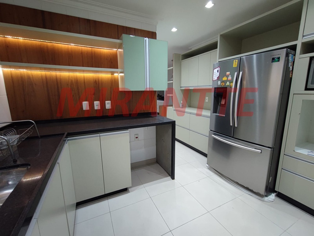 Apartamento de 206m² com 3 quartos em Santana