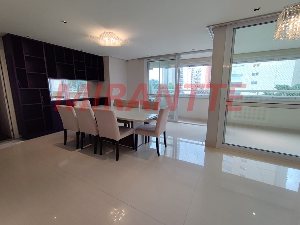Apartamento de 206m² com 3 quartos em Santana