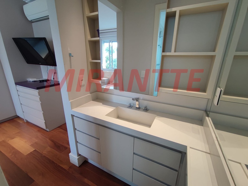 Apartamento de 206m² com 3 quartos em Santana