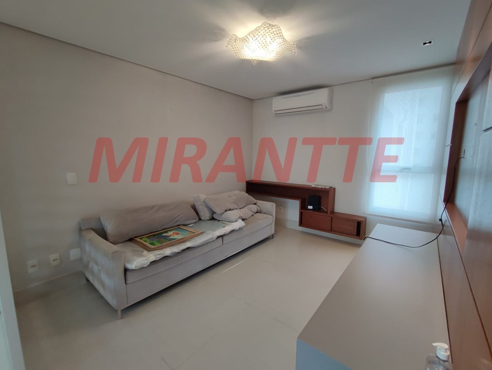 Apartamento de 206m² com 3 quartos em Santana