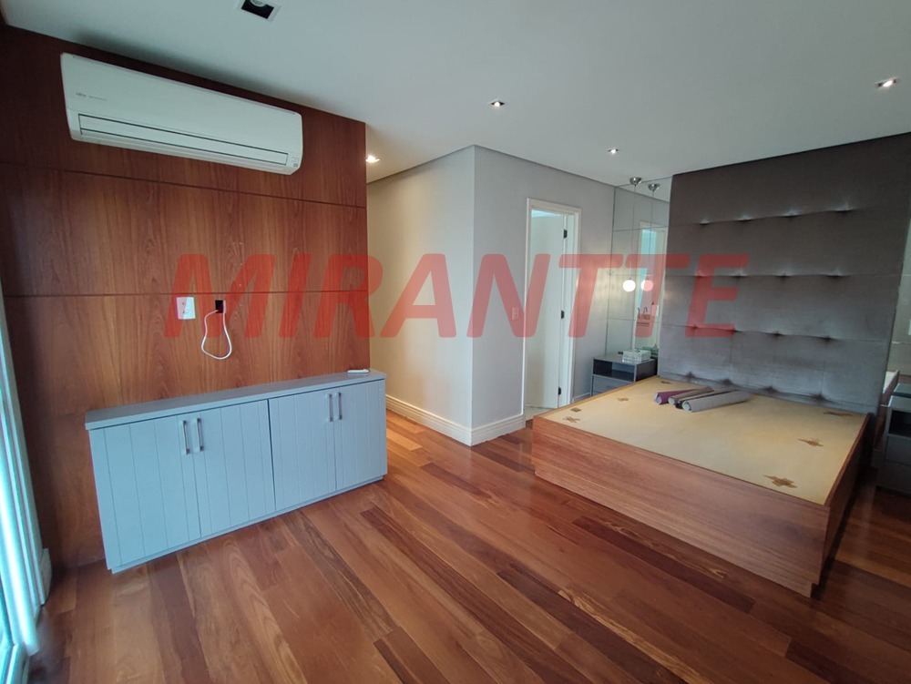 Apartamento de 206m² com 3 quartos em Santana