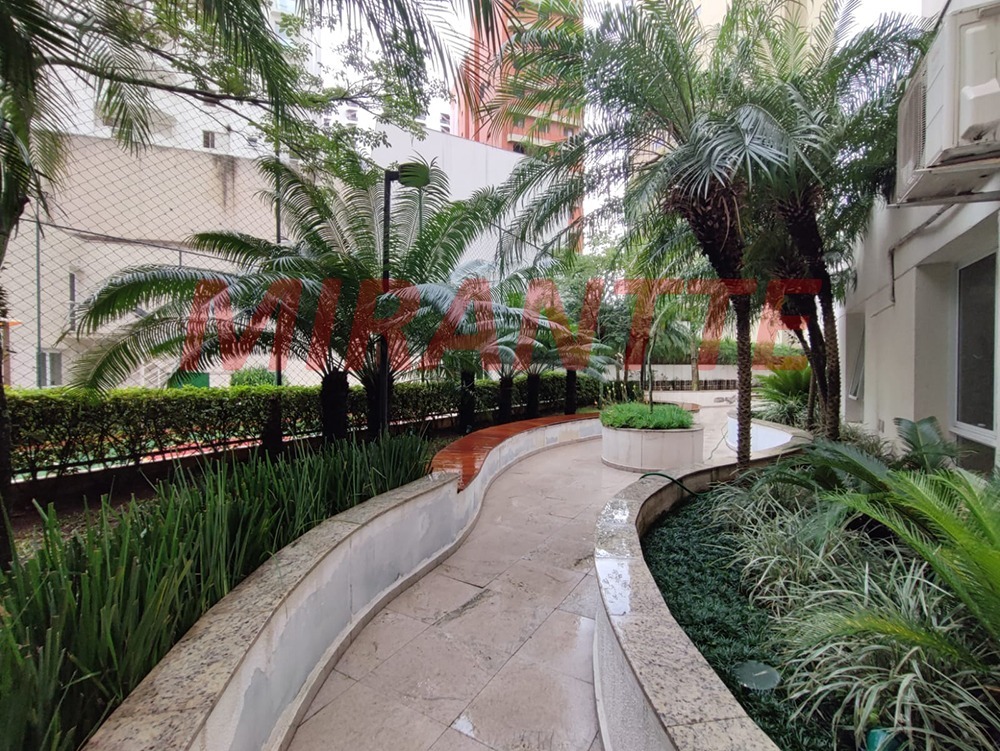 Apartamento de 206m² com 3 quartos em Santana