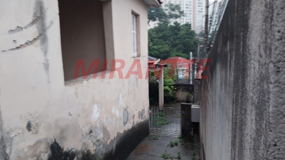 Terreno de 0m² em Chora Menino