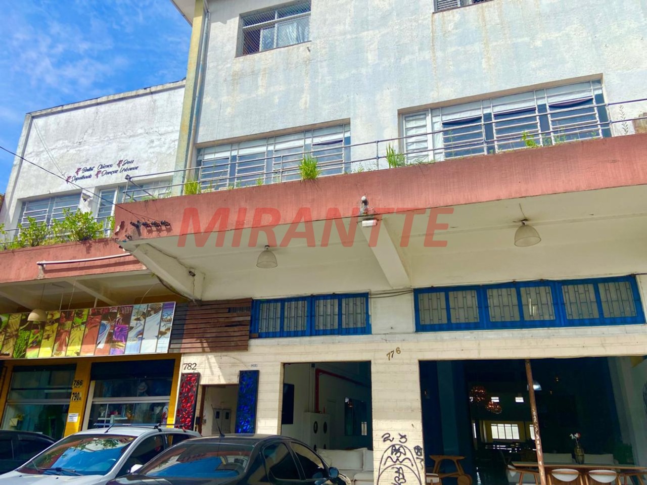 Comercial de 1800m² em Imirim