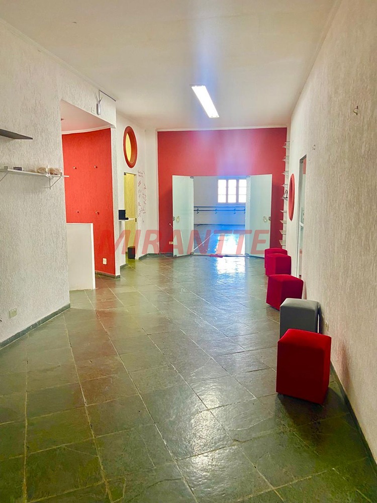 Comercial de 1800m² em Imirim