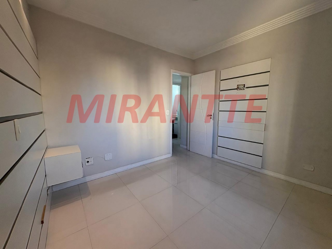 Apartamento de 80m² com 2 quartos em Santa Teresinha