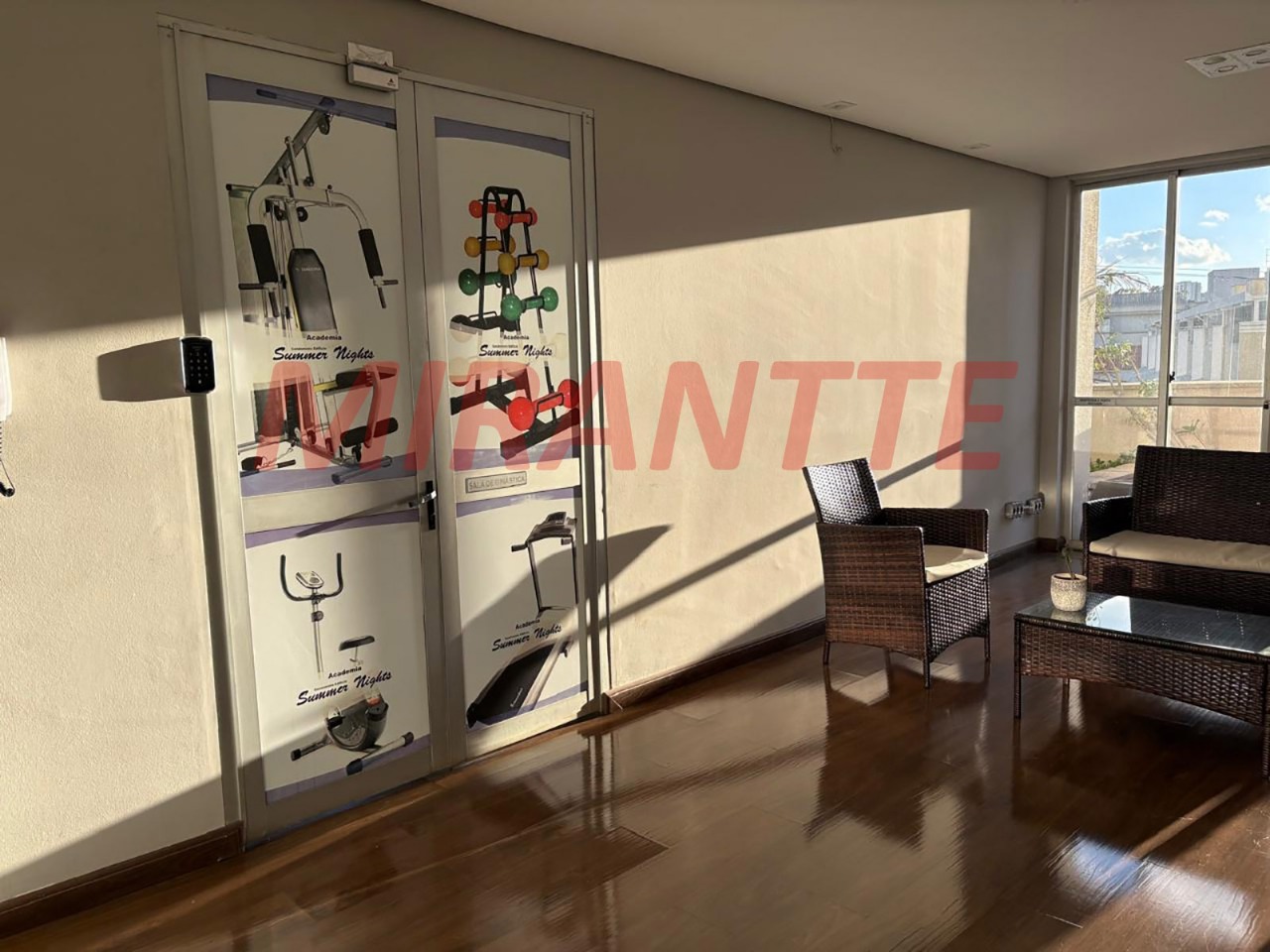 Apartamento de 80m² com 2 quartos em Santa Teresinha