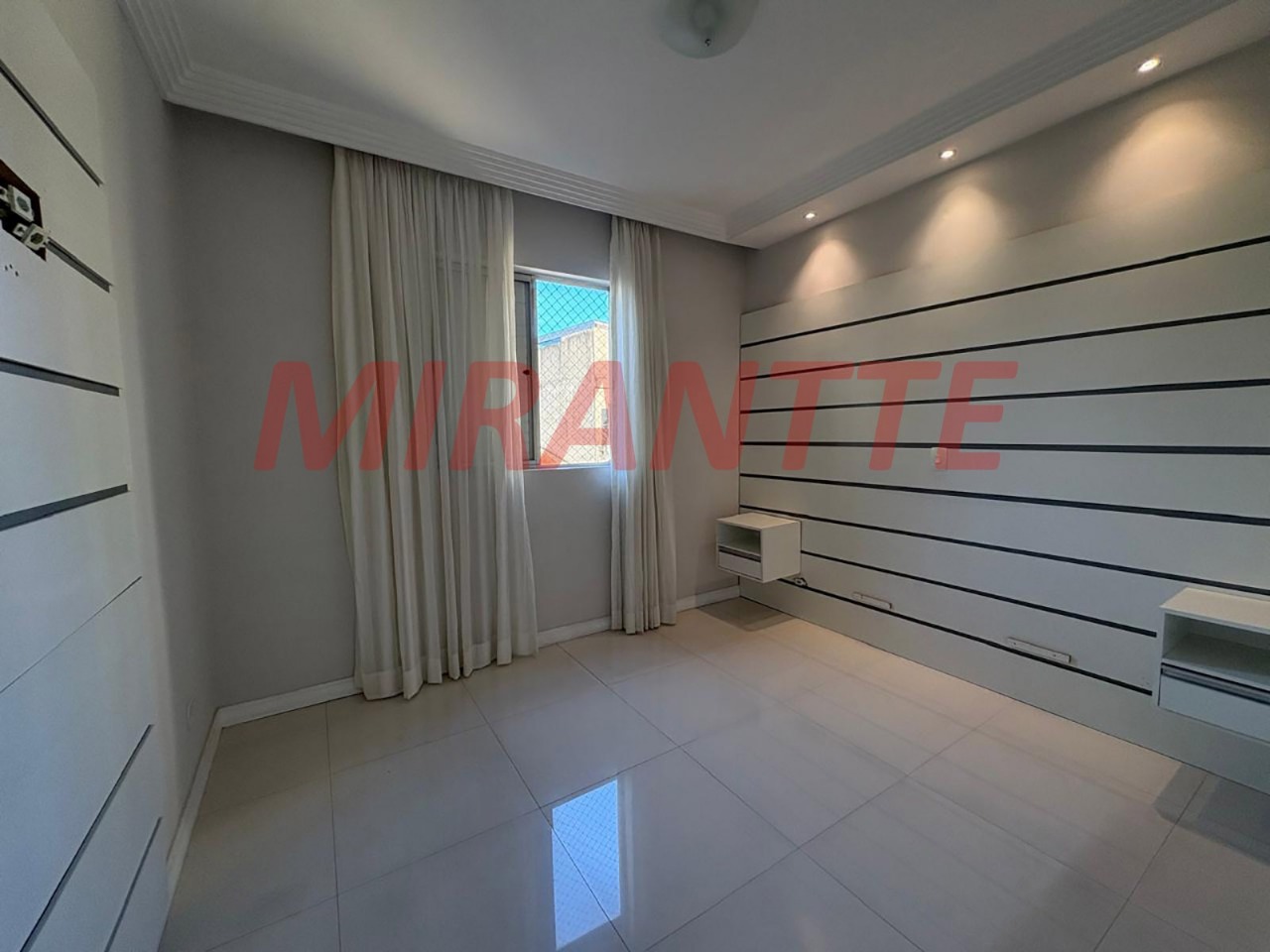 Apartamento de 80m² com 2 quartos em Santa Teresinha