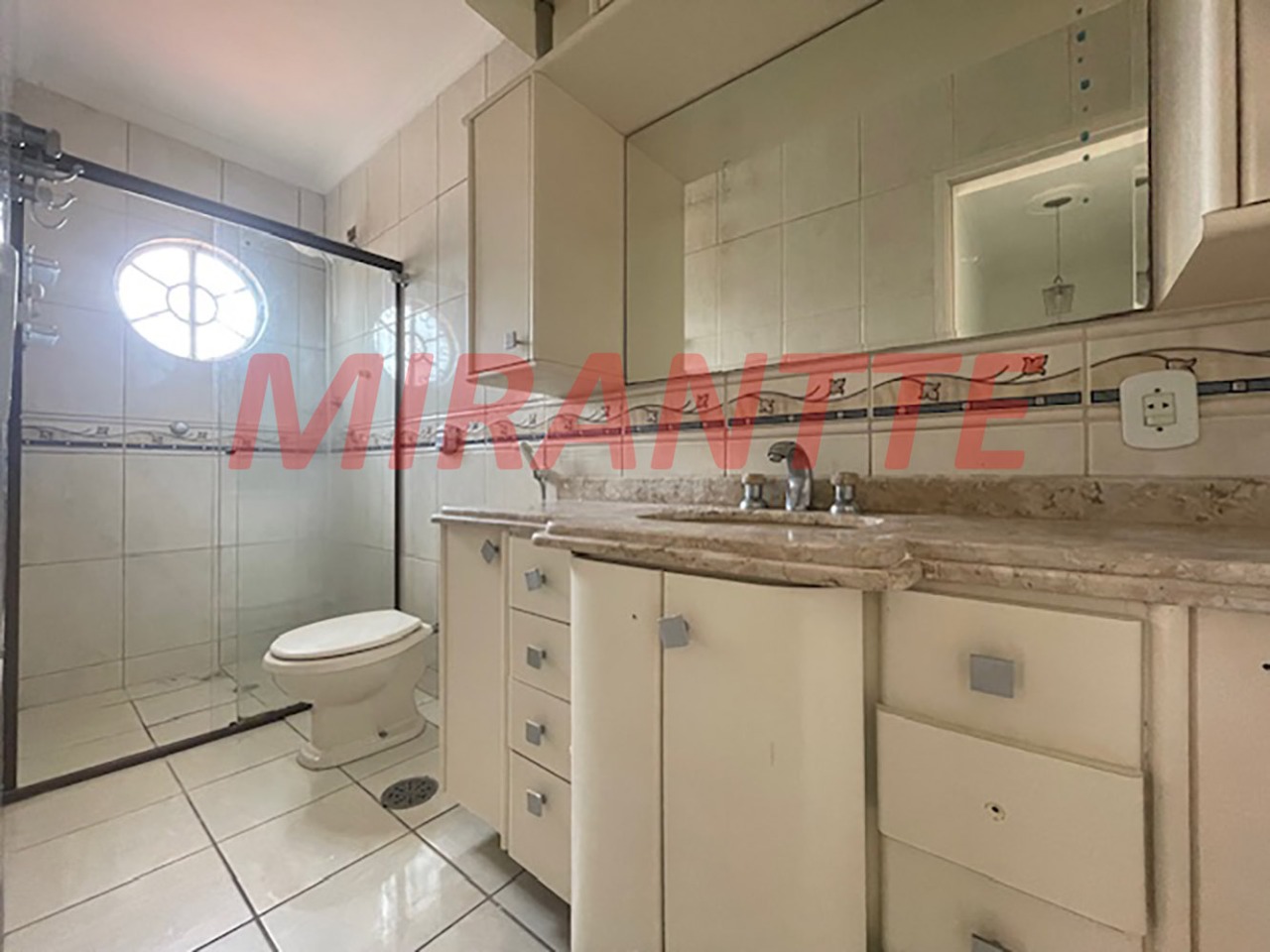 Sobrado de 108m² com 2 quartos em Vila Aurora