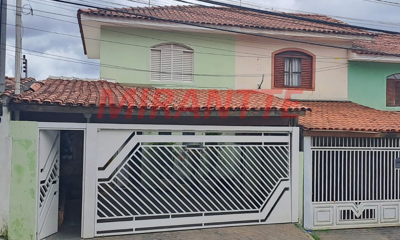 Sobrado de 108m² com 2 quartos em Vila Aurora