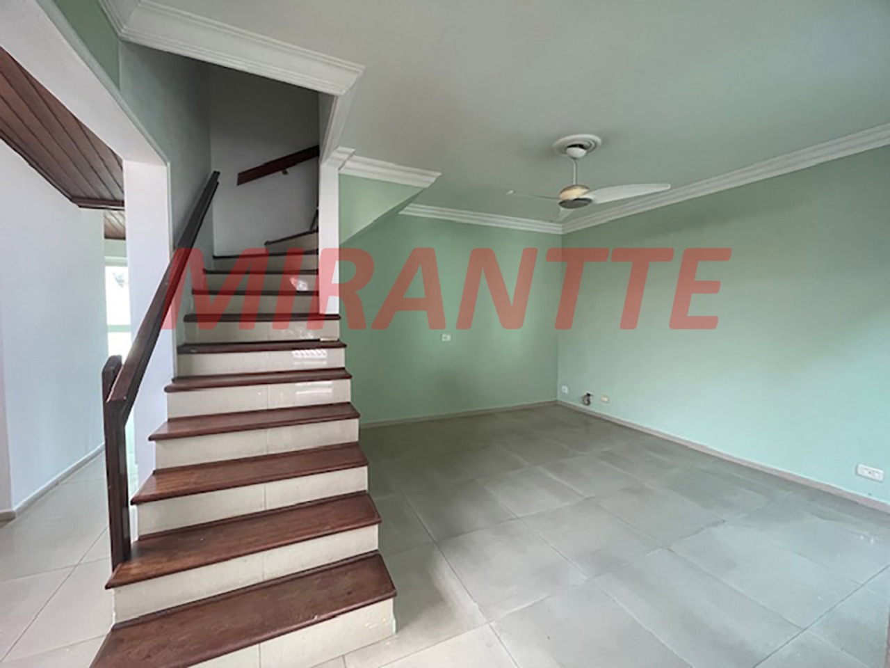 Sobrado de 108m² com 2 quartos em Vila Aurora