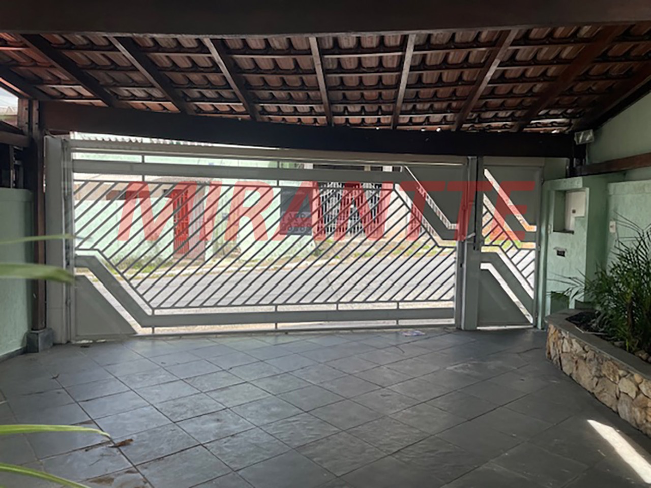 Sobrado de 108m² com 2 quartos em Vila Aurora