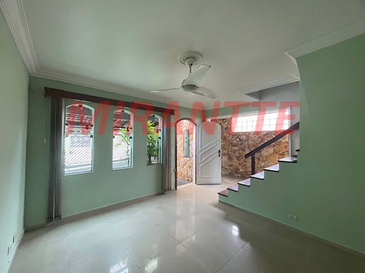 Sobrado de 108m² com 2 quartos em Vila Aurora