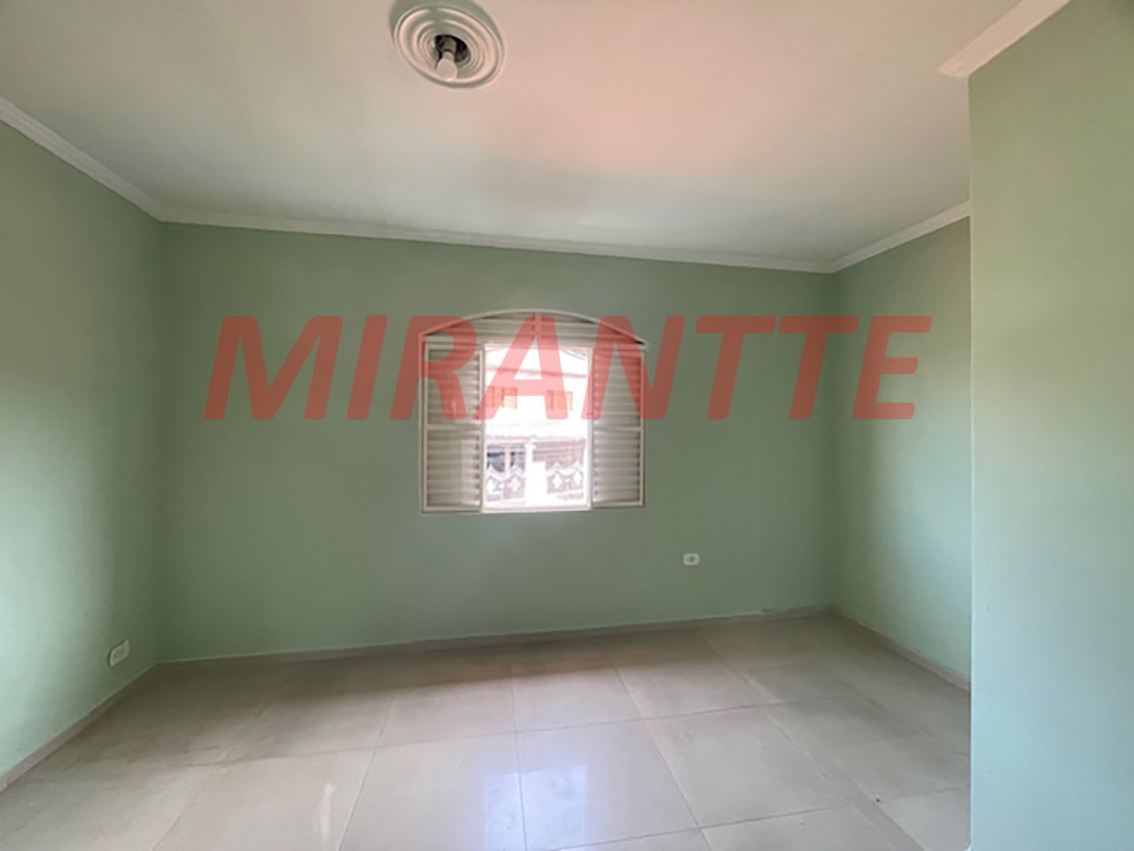 Sobrado de 108m² com 2 quartos em Vila Aurora