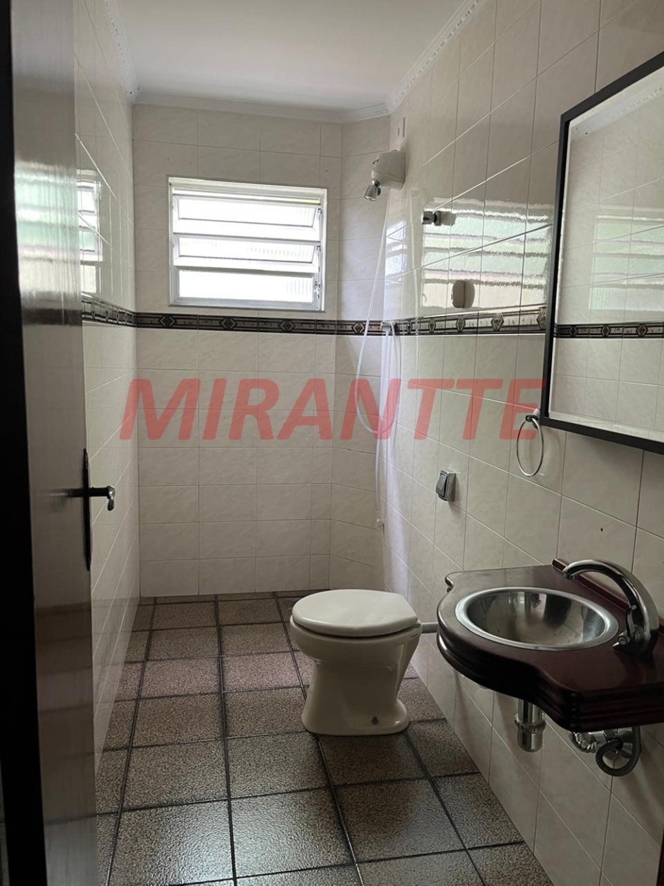 Sobrado de 187m² com 3 quartos em Chora Menino